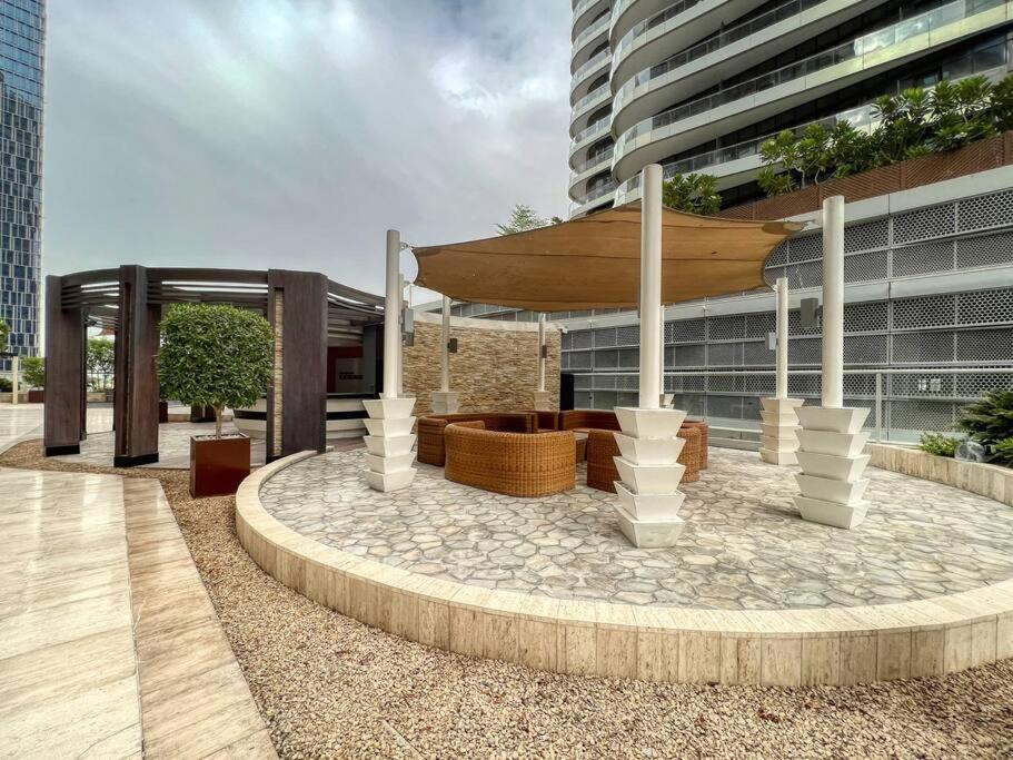First Class 2br Modern Downtown Retreat अपार्टमेंट Dubai